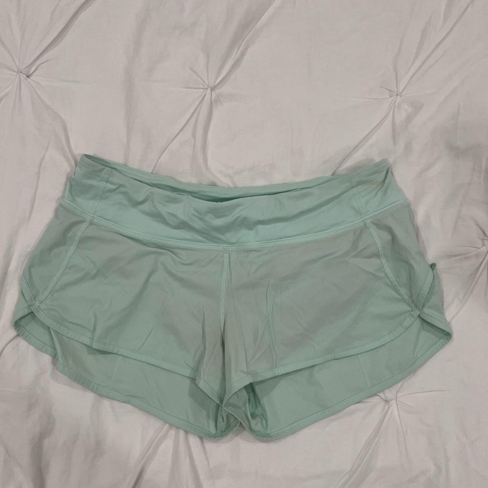 Lululemon women’s speed up shorts